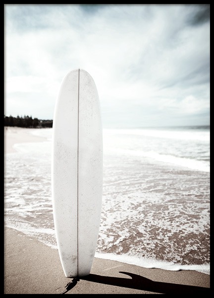 Surfboard on the Beach Poster in the group Prints / Nature / Tropical at Desenio AB (10675)
