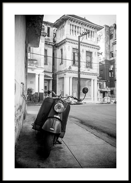 Street of Havana Poster in the group Prints / Black & white at Desenio AB (11528)