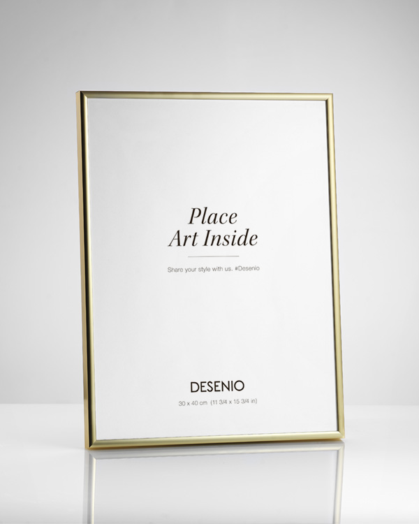  - Gold metal frame fitting prints in 13x18
