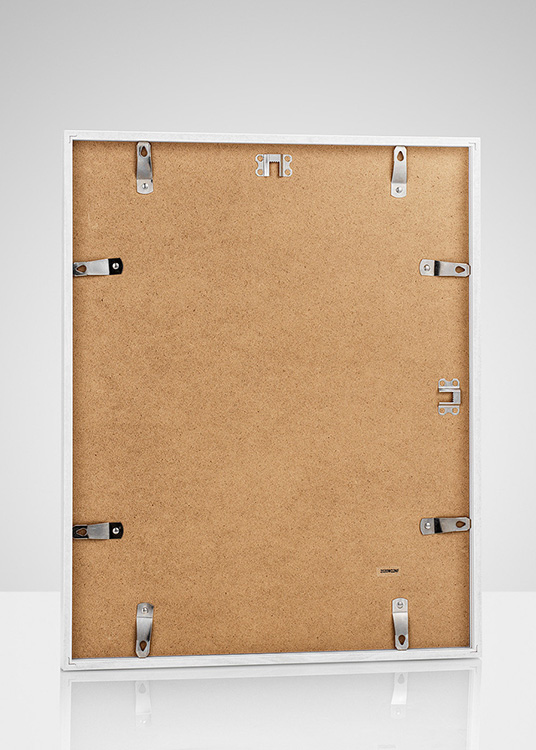 White picture frame measuring 40 x 50 cm desenio.ie